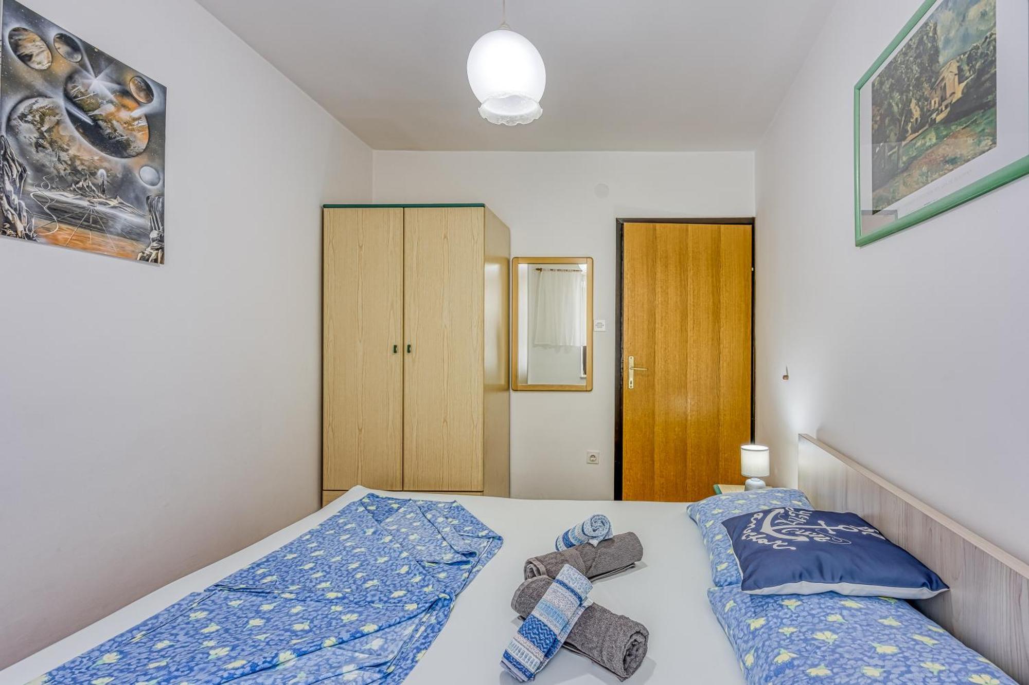 Apartments Cindric Selce Exterior photo